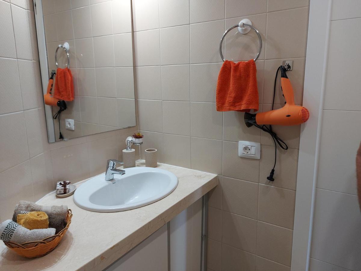 Apartamento Golf Del Sur ซานมิเกลเดียโบนา ภายนอก รูปภาพ